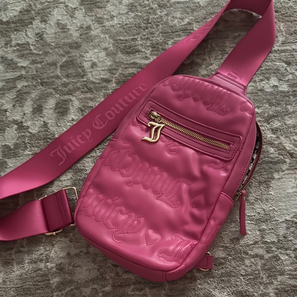 Juicy Couture Pink Leather Crossbody Bag with Structured Design